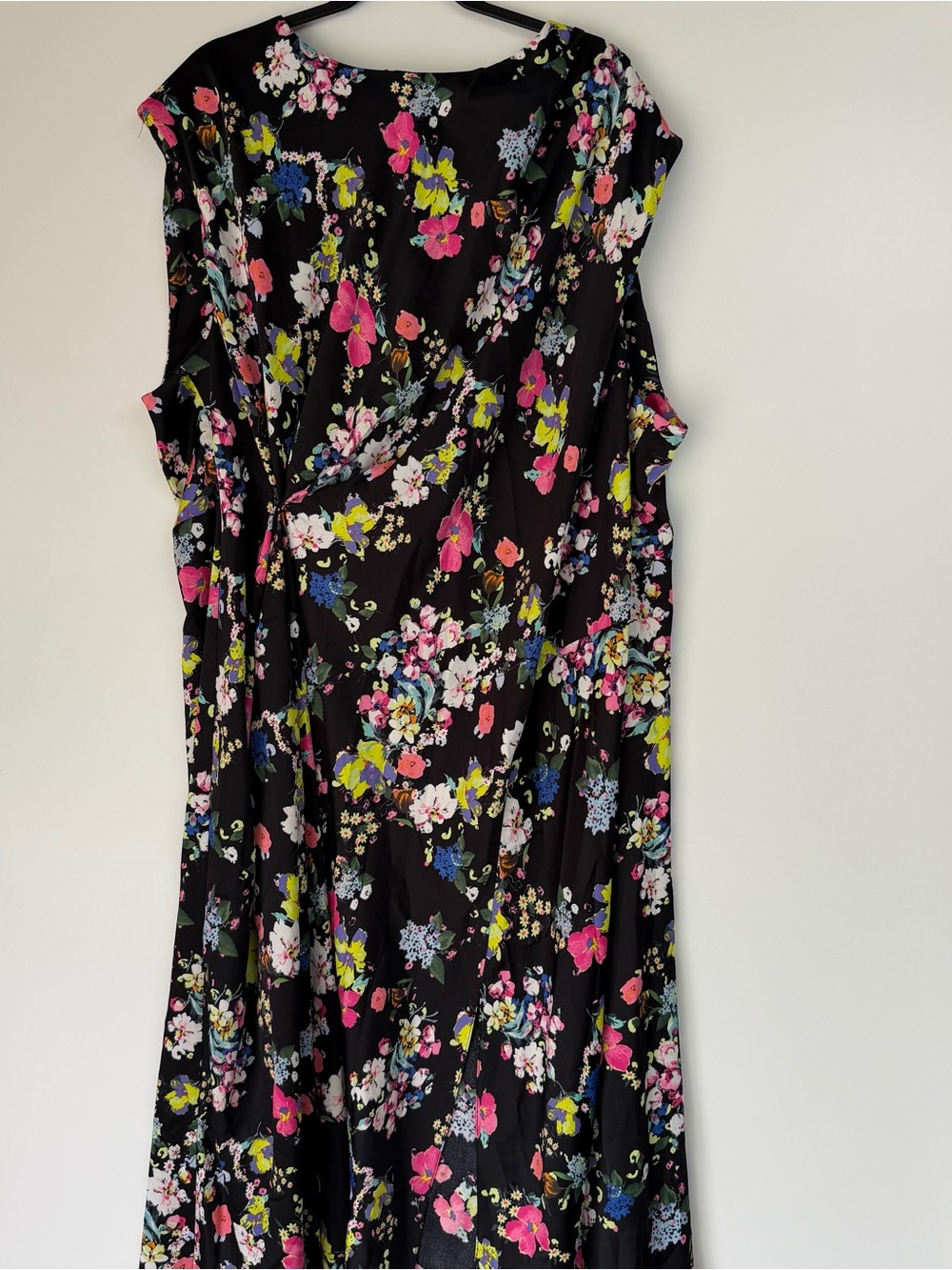 Asos Black Floral Twist-Waist Sleeveless Midi Dress - Picture 3 of 6
